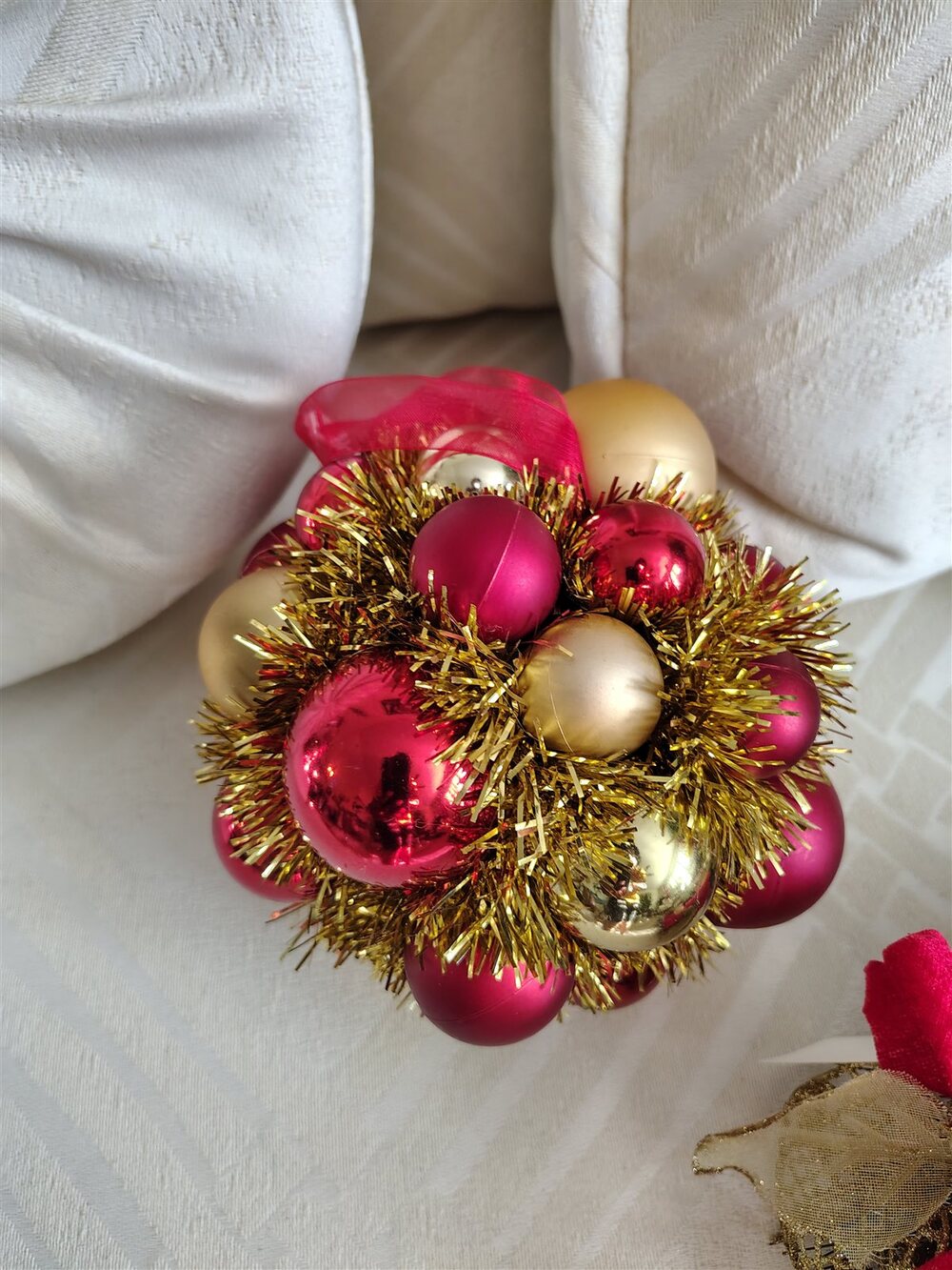 Red and Gold Christmas Ornament Ball Cluster with Gold Tinsel